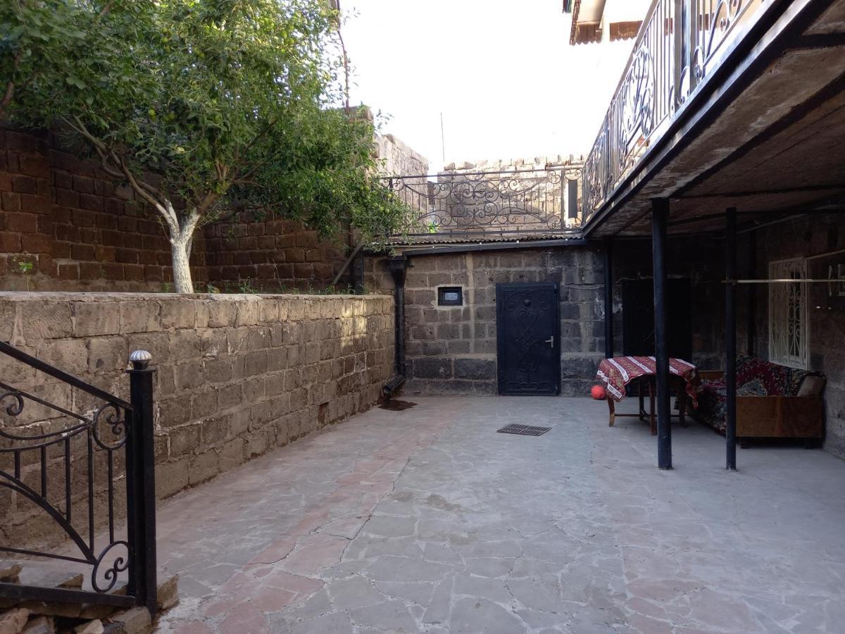 H.A.S.K Bed & Breakfast Gyumri Eksteriør bilde